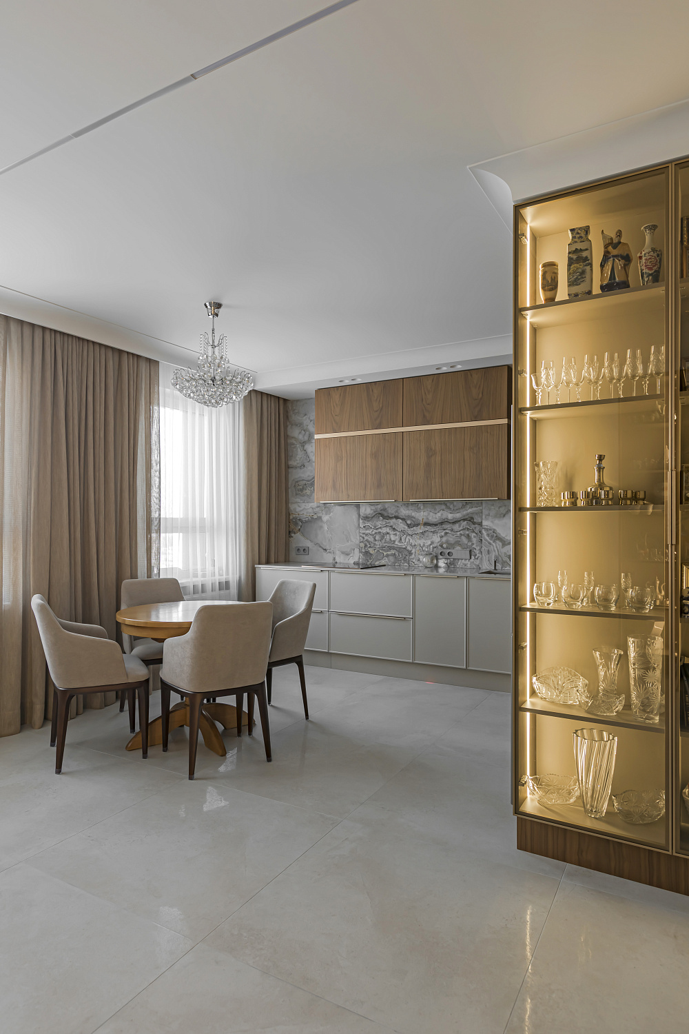 Кухня из шпона ореха в ЖК Левада