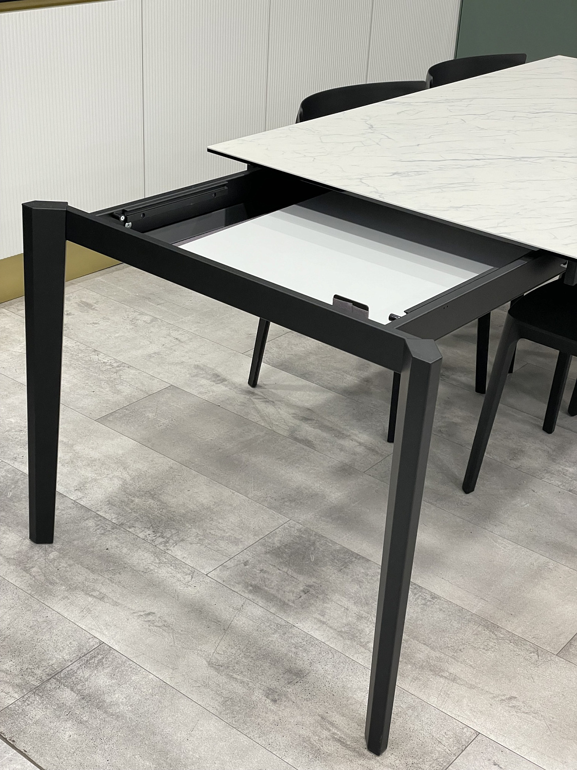 Итальянский стол Pentagon с раскладкой