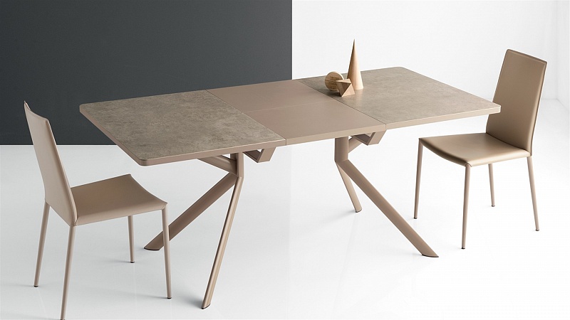 Стол Calligaris GIOVE-R СНЯТ С ПР-ВА!