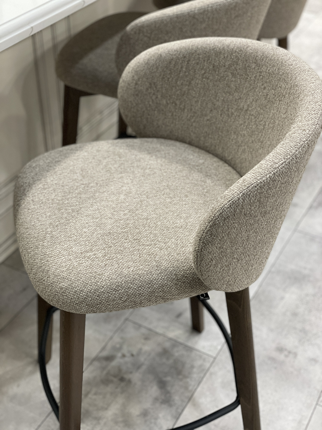 Полубарный стул Tuca из Италии