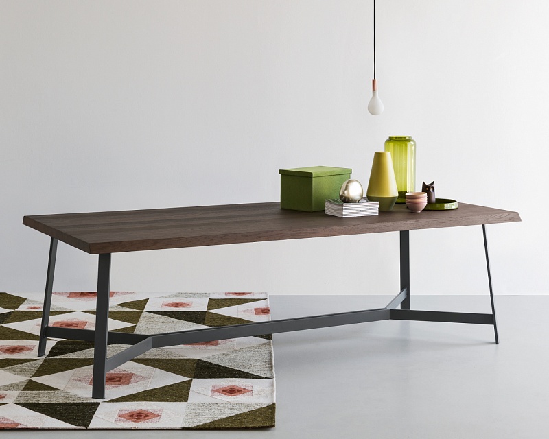 Стол Calligaris STATUS СНЯТ С ПР-ВА!